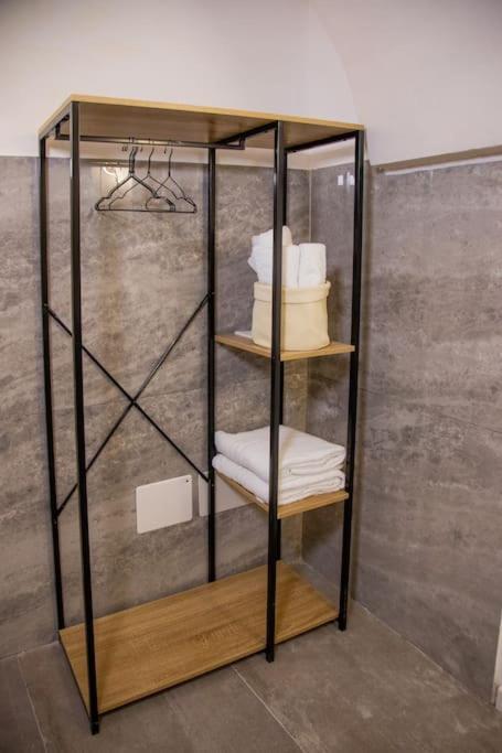 Intero - Chiaia Apartment Neapel